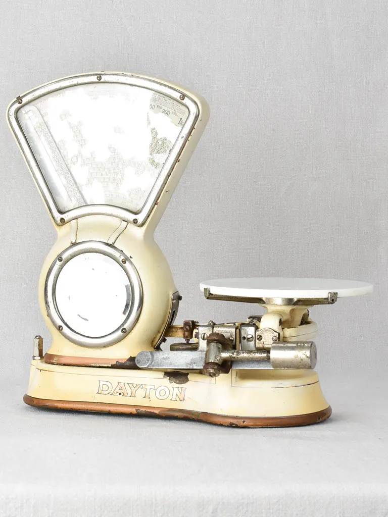 1950s Dayton épicerie weigh scales