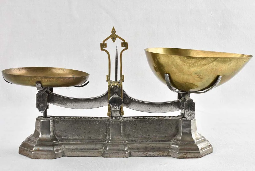 Antique French weigh scales w/ weights - pounds 19"
