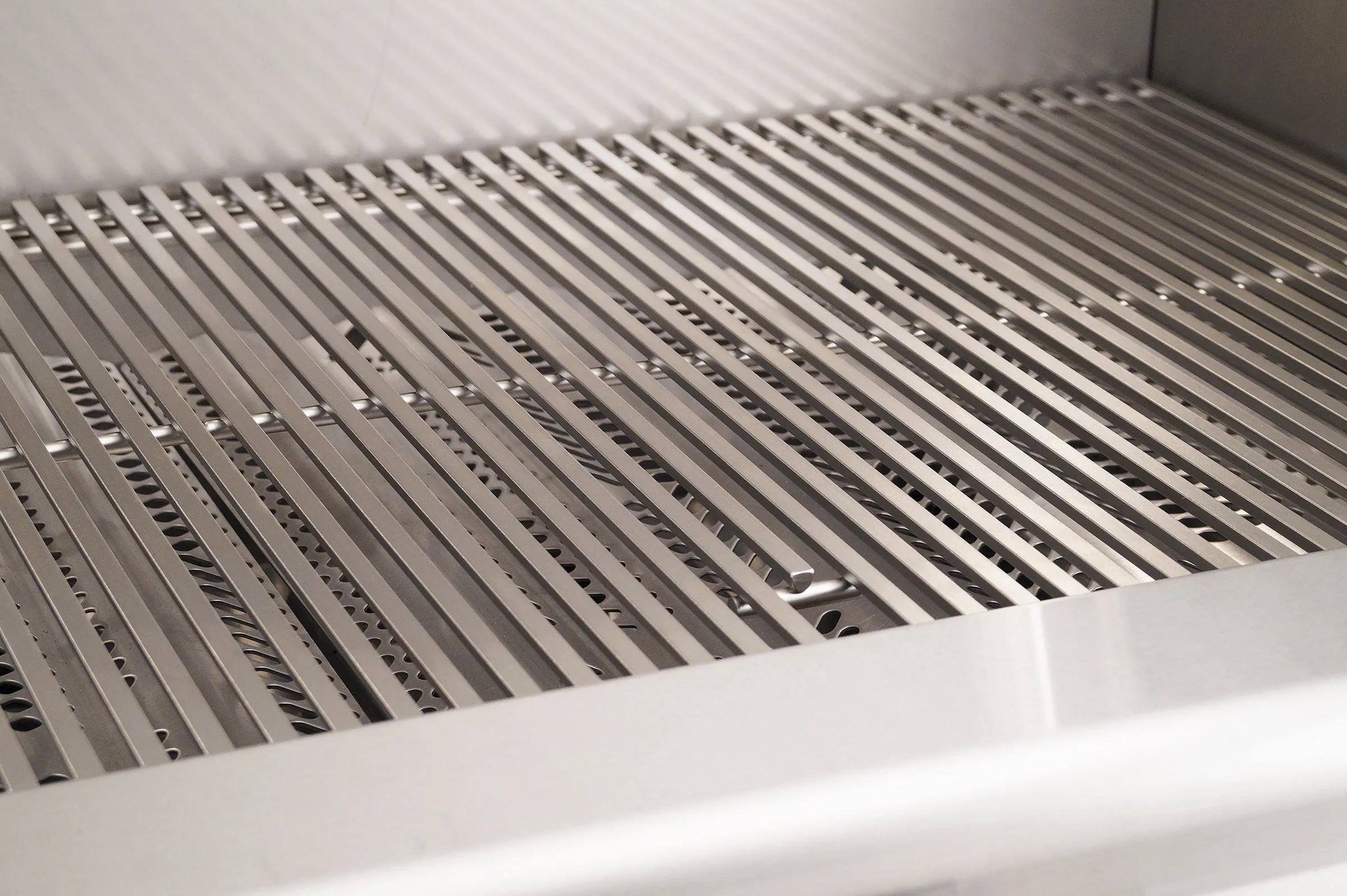 AOG Grills - 24" Built-In Grill Head w/ Lights - 24NBL-00SP