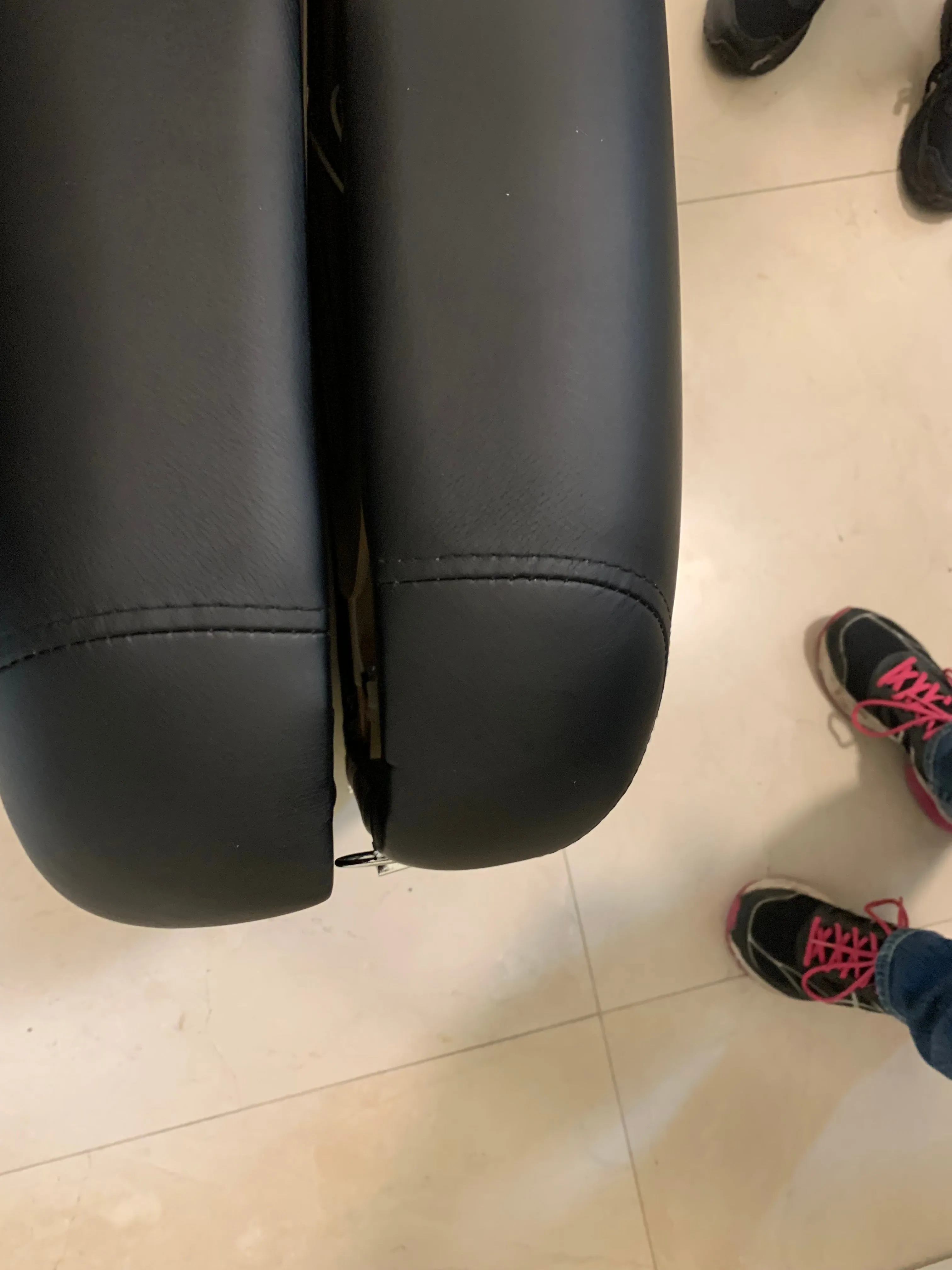 B-grade - BodyPro Deluxe Massage Table