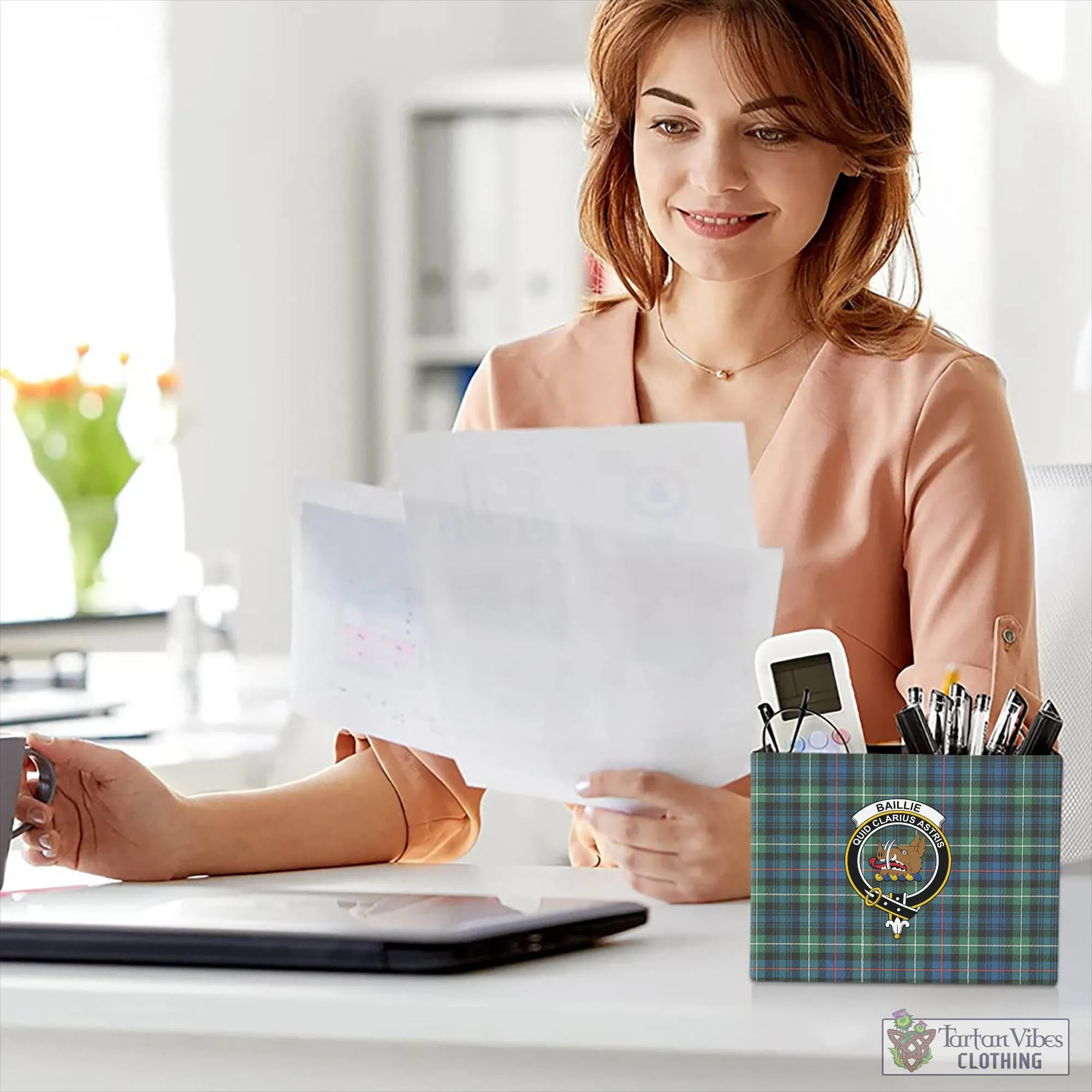 Baillie Ancient Tartan Pen Holder with Family Crest
