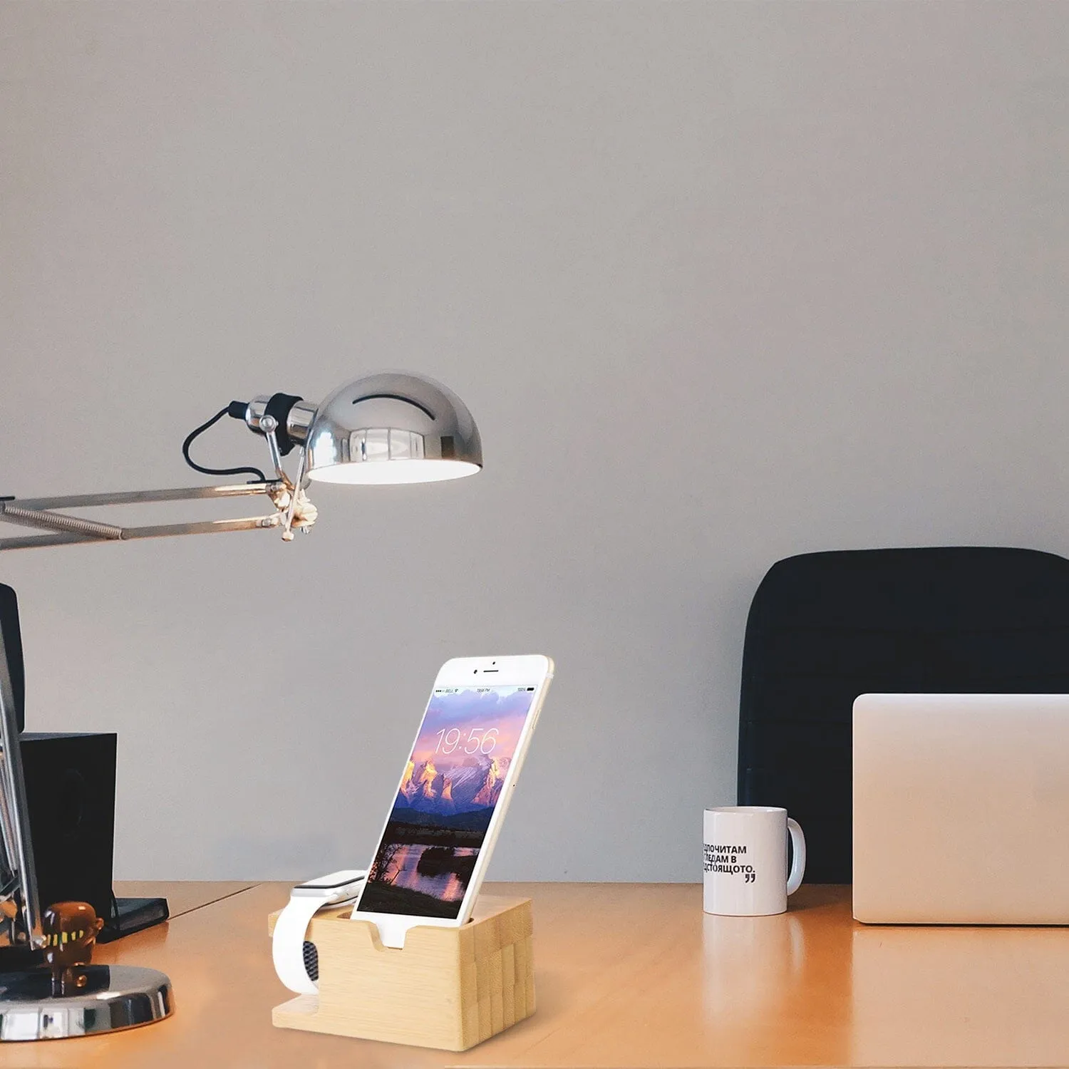 Bamboo Wood Charging Stand for Apple Watch