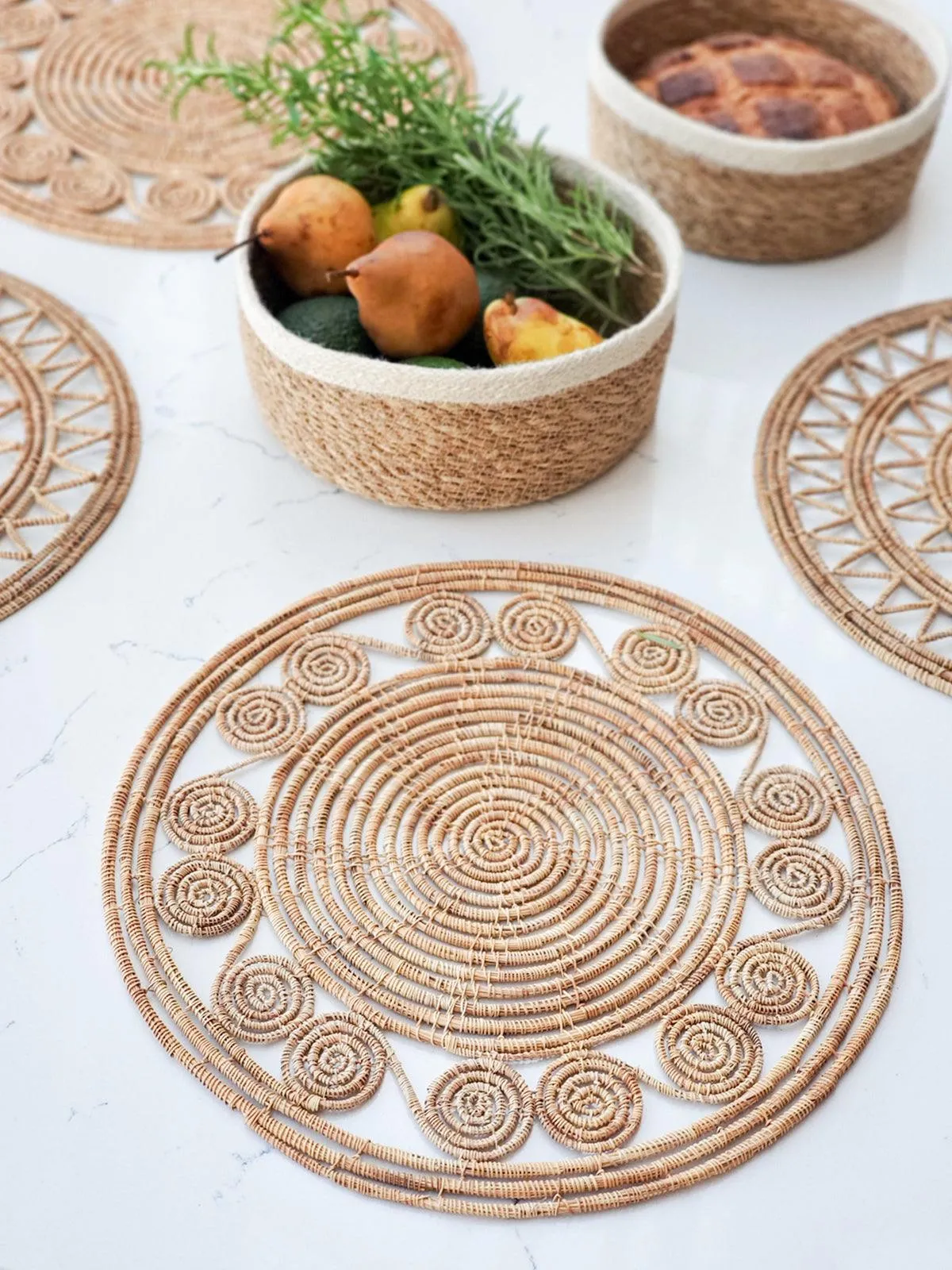 Bayu Woven Palm Fiber Placemat | Natural (Set of 2)