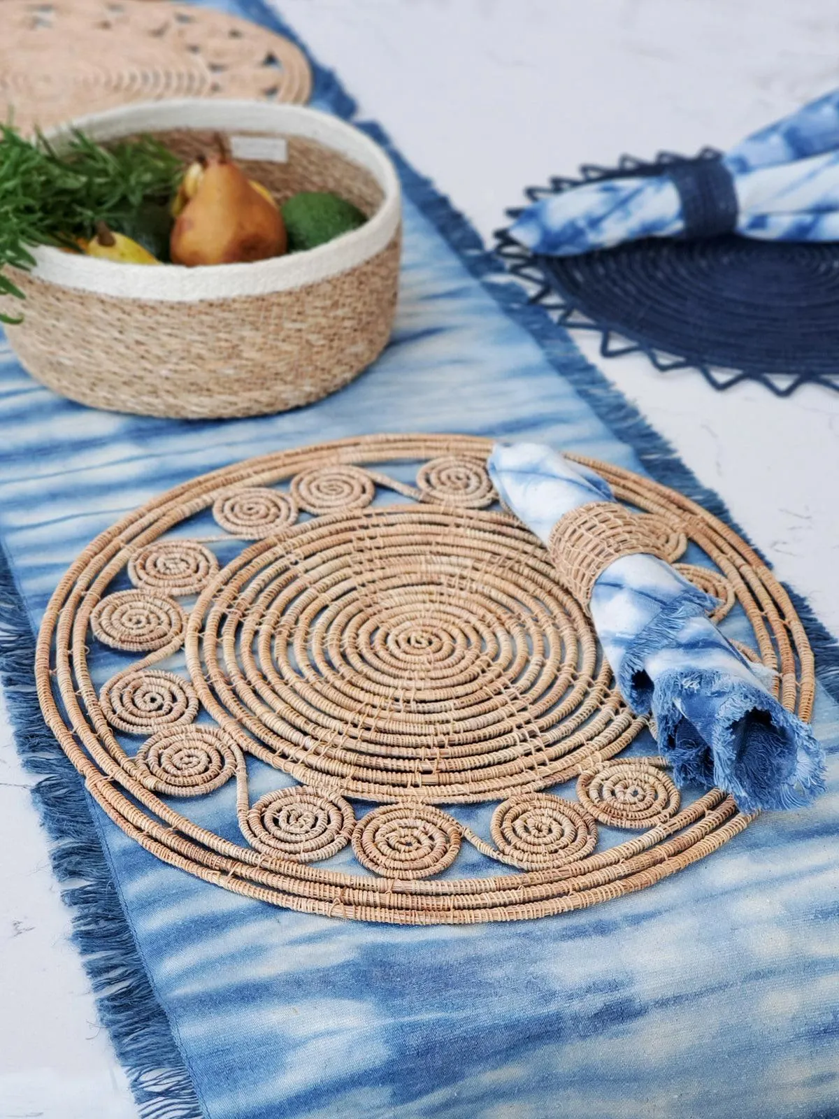 Bayu Woven Palm Fiber Placemat | Natural (Set of 2)