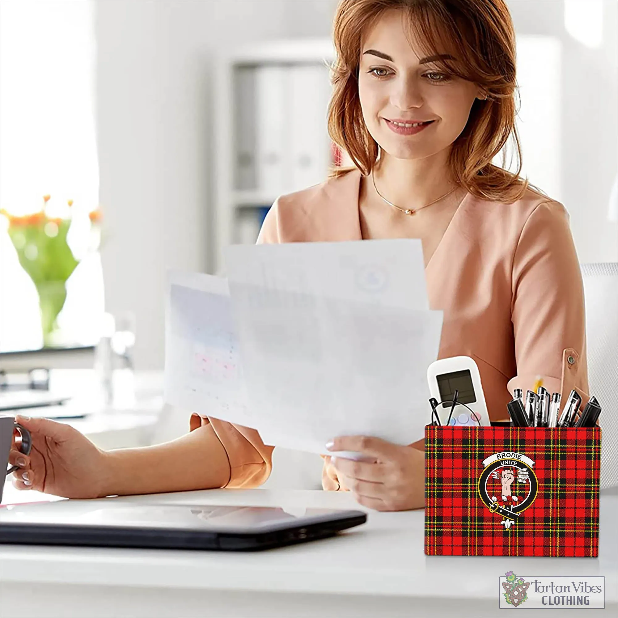 Brodie Modern Tartan Pen Holder with Family Crest