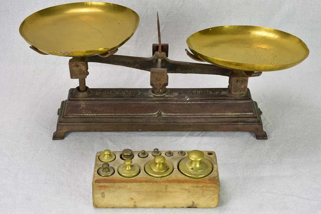 Early 20th century French kitchen scales with weights