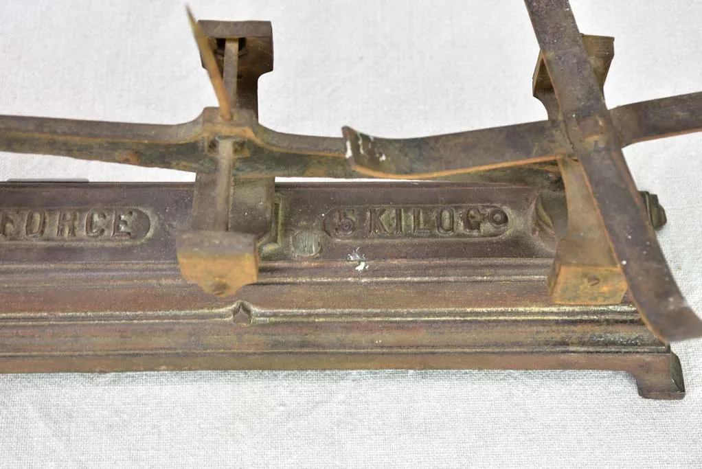 Early 20th century French kitchen scales with weights