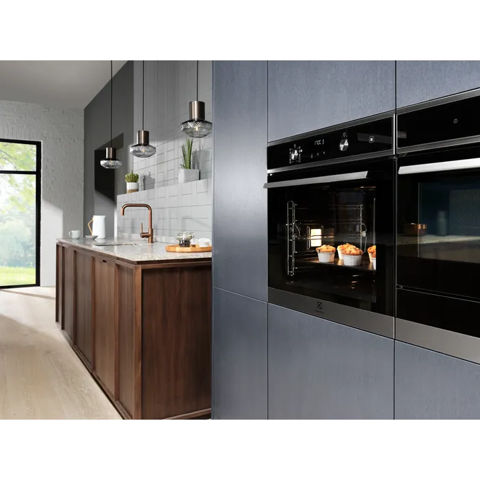 Electrolux 600 SteamBake 72L Built-In Electric Single Oven - Black | EOD6C46K2