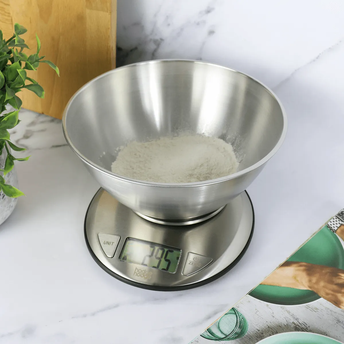 Electronic Kitchen Scales Silver With Stainless Steel Bowl 1.8L