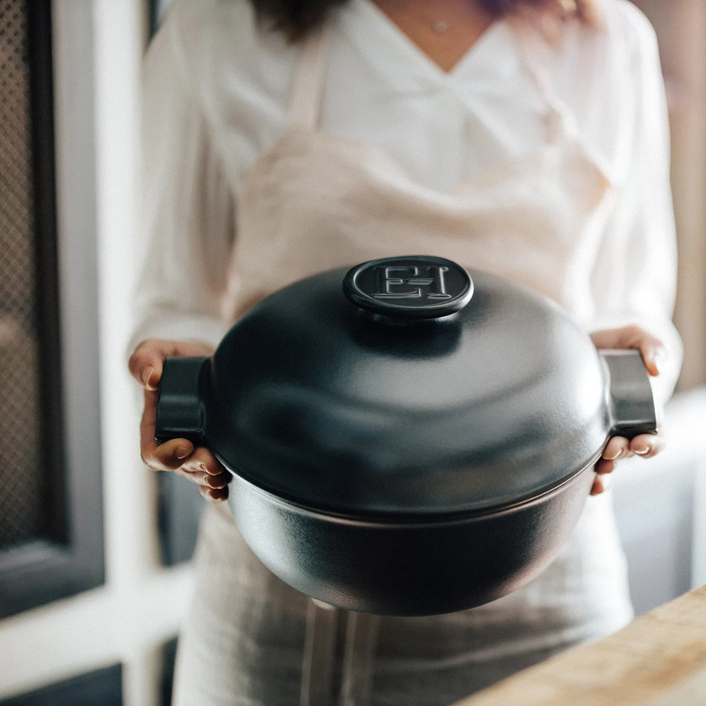Emile Henry Delight 4.25 Quart Round Dutch Oven, Slate