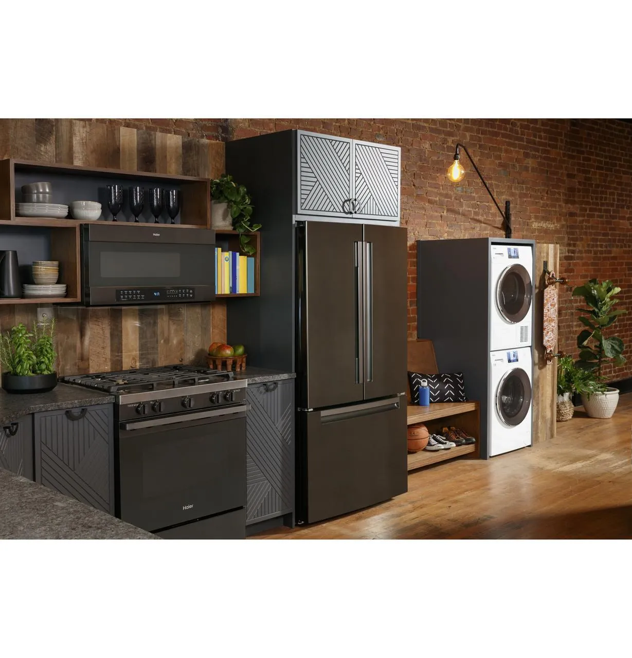 Haier QVM7167BNTS 30" 1.6 Cu. Ft. Smart Over-the-Range Microwave Oven