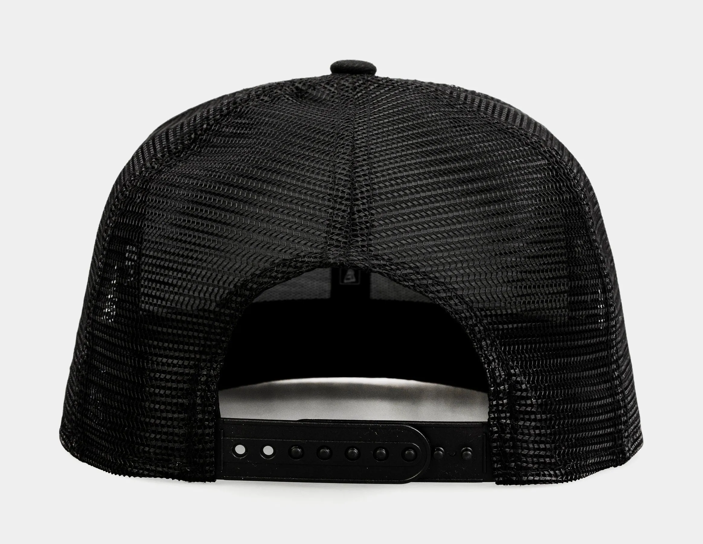 Las Vegas Raiders Blackout 9Fifty Trucker Mens Hat (Black)