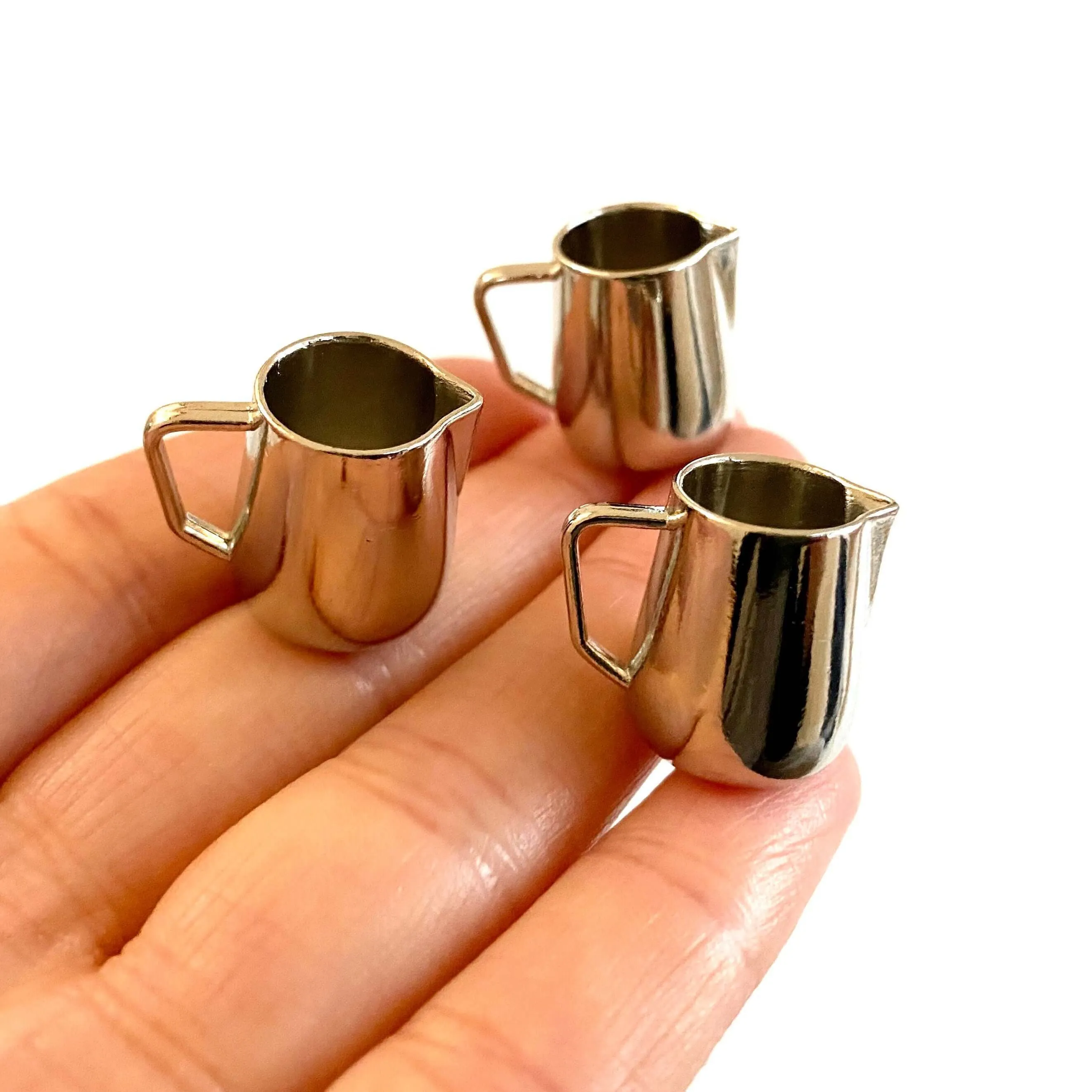 Miniature metal Jug Artisan dolls house Kitchen 1/6 scale