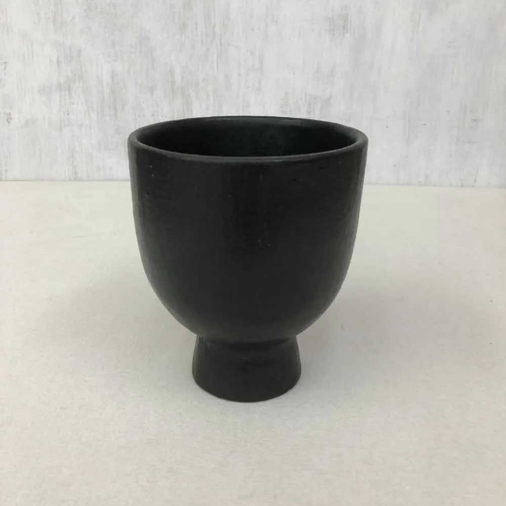 Planter For Living Room | Longpi Black Stone Pottery | Smart Home Decor | 15"